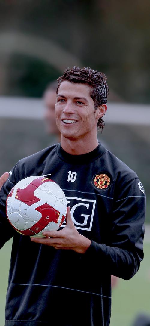 曾经的国产第一AD也老了，被新人选手打爆，惊现超级低级失误