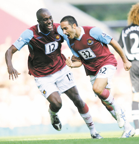 《守门模拟器》发售：扮演中世纪城门守卫 搜查行人