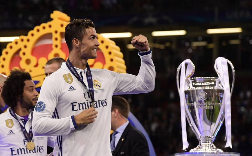 湖人连遭三败！东契奇狂砍42分，威少蒙克火力全开，输球究竟谁该背锅？