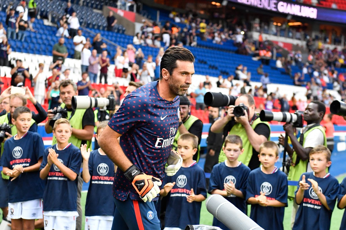 15场0进球！皇马巨星急速陨落，频频抱怨，切尔西有意天价引进